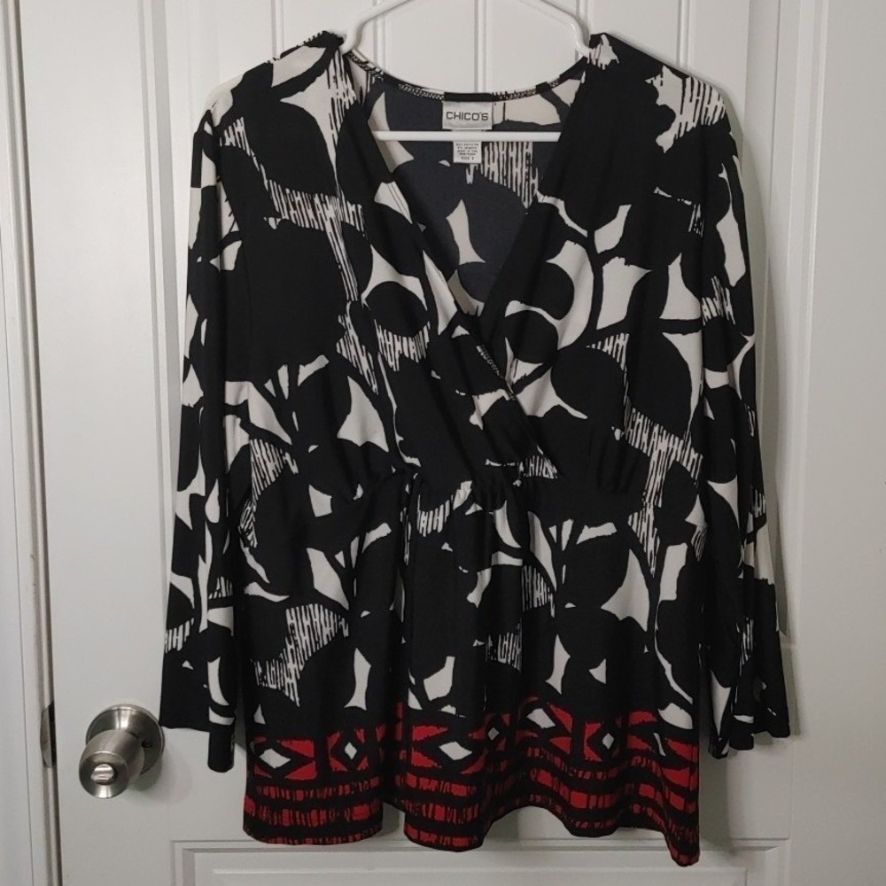 Chicos Jersey Woman Sz XL Black/White/Red Geometric Shirt Faux Wrap Top Stretch